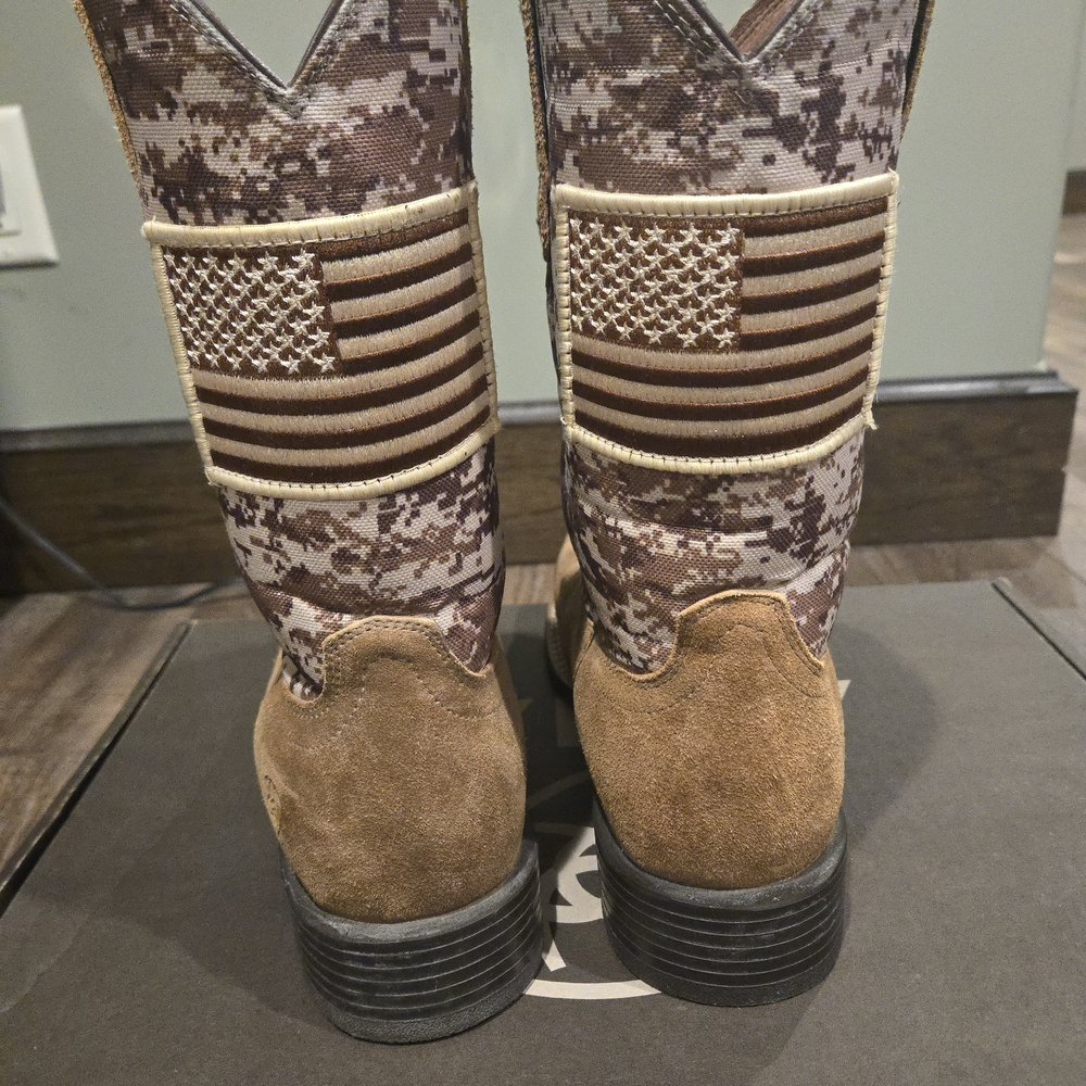 Ariat Camo and Brown Western Boots - Picture 4 of 11